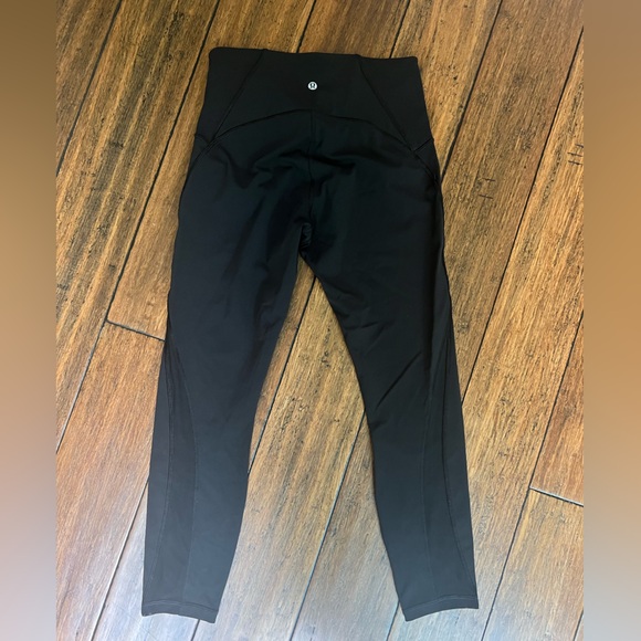 Lululemon Wunder Under Leggings 25” Black with Mesh Trim Size 8 - Picture 4 of 4